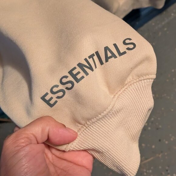 ⬇️PD⬇️ESSENTIALS THE BIG DIPPER Sweater w/ Hood - Picture 8 of 8